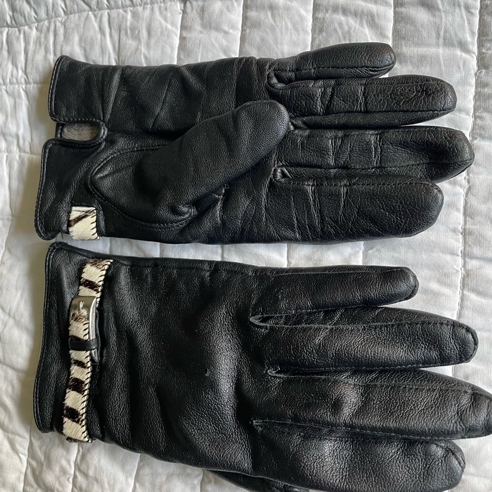 Vintage Black Leather Gloves with Patterned Trim